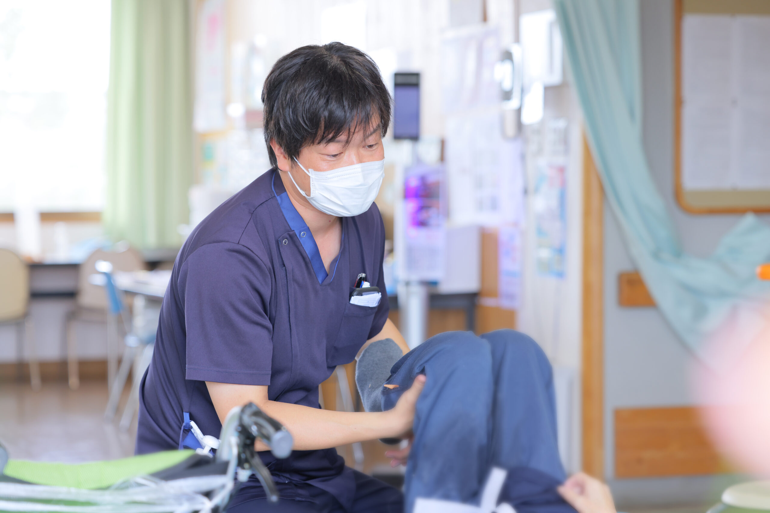 京都府宇治市にある社会福祉法人あじろぎ会 平成老人保健施設で働く理学療法士