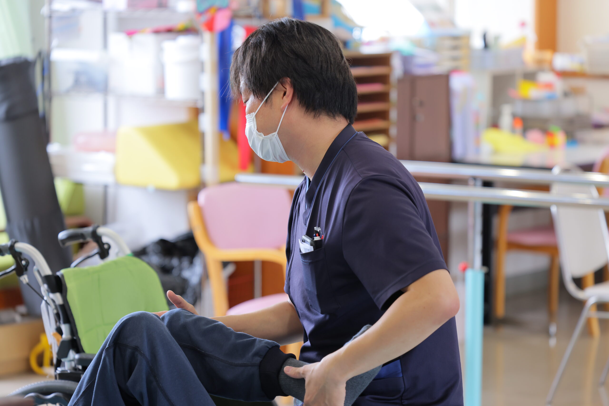 京都府宇治市にある社会福祉法人あじろぎ会 平成老人保健施設で働く理学療法士