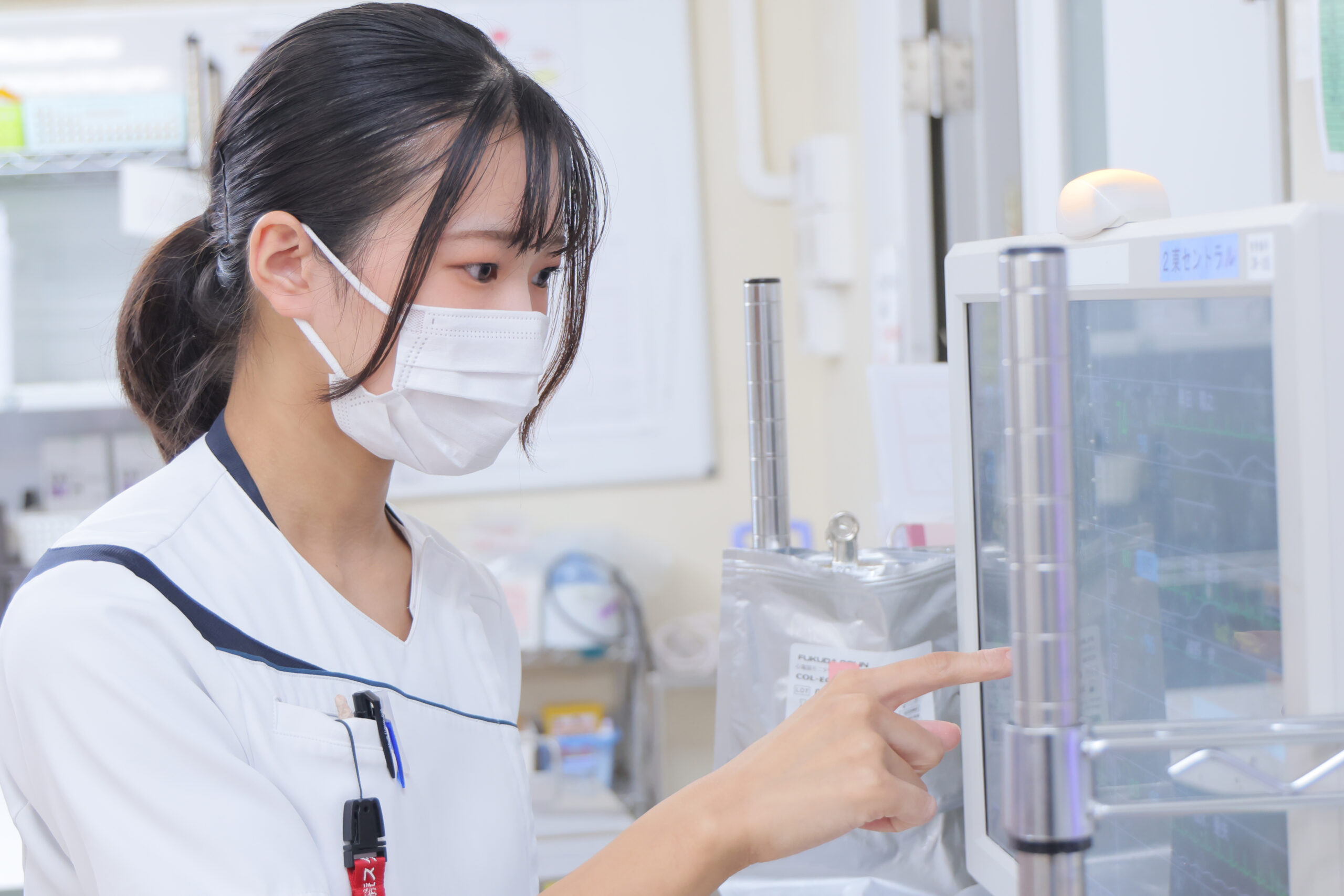 京都府宇治市にある社会福祉法人あじろぎ会宇治病院の障害者病棟で働く看護師